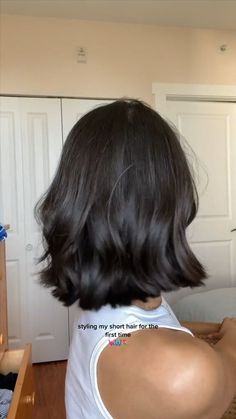 Short Haircuts For Curly Hair, Bob Undercut, Shaggy Cut, Hair Styles Curly, Hair Inspiration Short, Haircuts For Curly Hair, Hair Appointment, Short Hair Tutorial, Shot Hair Styles