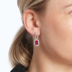 Small Diamond Hanging Earrings, Diamond Carat Size Chart, Diamond Hanging Earrings, Ruby And Diamond Earrings, Diamond Carat Size, Diamond Bracelet Design, Fancy Design, Gem Earrings, Ruby Beads