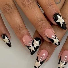 Elevate your nail game with the IMSOHOT Long Almond Press-On Nails! This set features 24 stunning glossy full-cover acrylic nails in a chic French black stiletto style, adorned with eye-catching star designs that perfectly capture the Y2K aesthetic. Easy to apply and remove, these glue-on nails offer a fashionable and effortless solution for achieving a salon-quality manicure at home. Whether you're heading out for a night on the town or simply want to add some flair to your everyday look, these stylish press-on nails are the perfect accessory for women looking to make a bold statement! Fake Nails White, Short Fake Nails, Style Français, Nail Patterns, Manicures Designs