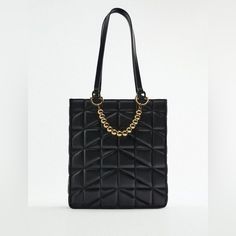 Nwt. Zara Black Quilted Tote Bag/Shopper Bag With Beading On The Front. Lined Interior With Pocket. Shoulder Straps. Height X Length X Width 29 X 25,5 X 7 Cm. / 11.4 X 10.0 X 2.7″. Ref. 6466/910. Square Satchel With Chain Strap For Shopping, Top Handle Bags With Chain Strap For Shopping, Square Bags With Chain Strap For Shopping, Shopping Bags With Chain Strap And Top Handle, Shopping Bag With Chain Strap And Top Handle, Handheld Shoulder Bag With Chain Strap For Shopping, Everyday Tote Box Bag With Chain Strap, Elegant Bags With Chain Strap For Errands, Elegant Square Box Bag For Errands