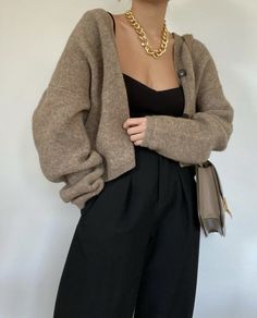 Knitted Women Outfits, Friday Ootd, Friday Outfit, Looks Street Style, 가을 패션, Fall Fashion Trends, Looks Style, Mode Inspiration