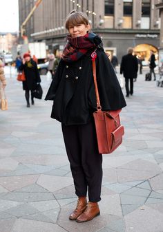 Womens Fasion, Quirky Fashion, Layered Fashion, Street Style Winter, How To Wear Scarves, Fashion Mode