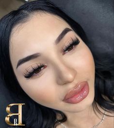 Latina Lash Extensions, Eyelash Extensions On Black Women, Eyelash Extensions Black Women, Black Women Lash Extensions, Lash Extensions Styles Black Women Cat Eye, Lash Extensions Makeup, Cat Eye Lash