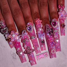 Nails Hello Kitty Short, Cute Nails Hello Kitty, Nails Hello Kitty, Acrylic Nail Designs Classy, Nails Board, Cute Pink Nails, Punk Nails, Hot Pink Nails