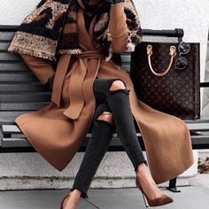 Fall Fashion Coats, Trendy Fall Outfits, Trendy Fall, Fashion Weeks, Fall Fashion Trends, Vuitton Bag