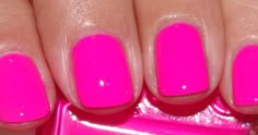 Deep Powder Nails Color Summer, Hot Pink Nail Polish Colors, Hot Pink Gel Manicure, Hot Pink Dip Powder Nails, Bright Pink Toe Nails, Cool Pink Nails, Hot Pink Dip Nails, Hot Pink Toe Nails, Hot Pink Short Nails