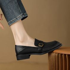 These loafers are designed in a strong retro feeling, Made from soft leather, soft bottom that ensure all-day comfort. Wear yours with tailoring and denim alike. Color: Brown/BlackMaterial: CowhideLining: Genuine LeatherInsole: SheepskinSole: RubberHeels: 3 cm/1.18"Fit: Medium to Wide, Runs Normal.Origin: Made in China Production Time: About 5-7 days (Any exceptional case will email you, Please pay attention to your email left) Shipping Time: Free Shipping To most locations, delivery time is approximately 5-15 days; We have paid FedEx Option, to most locations, delivery time is approximately 2-8 days. Great Shoes To Spice Up Any Outfit, From Casual Jeans To Fancy Dress. The More You Wear Them, The More Comfortable They Will Become!Item No. Dwarves2323 Notes: Measurement data are from size Black Slip-on Loafers With Leather Footbed, Black Loafers With Stitched Sole And Flat Heel, Black Flat Heel Loafers With Stitched Sole, Black Leather Shoes With Flat Heel For Fall, Casual Round Toe Loafers For Office, Casual Round Toe Office Loafers, Spring Black Loafers With Stitched Sole, Black Slip-on Loafers For Work, Casual Leather Brogue Shoes For Work