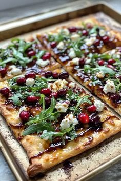 Cranberry Balsamic Flatbread with Goat Cheese & Arugula brings festive flavors in every bite. Perfect for holiday entertaining! Balsamic Flatbread, Flatbread With Goat Cheese, Charcuterie Spread, Cranberry Cheese, Puff Pastry Recipes, Happy Foods, Best Appetizers, Holiday Entertaining