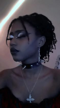 80s Goth Makeup, Cybergoth Makeup, Gyaru Goth, Y3k Aesthetic, Face Studies, Goth Fits, Funky Makeup, Gothic Room, 80s Goth