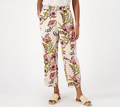 A fun alternative to solid slacks, these linen-blend crops feature a stand-out print. From Susan Graver. Trendy Relaxed Fit Spring Capris, Relaxed Fit Ankle-length Capris For Vacation, Relaxed Fit Capris For Vacation, Relaxed Fit Straight Leg Summer Capris, Summer Straight Leg Relaxed Fit Capris, Spring Straight Leg Capris With Elastic Waistband, Spring Casual Cotton Capris, Spring Relaxed Fit Cotton Capris, Relaxed Fit Cargo Pants For Spring