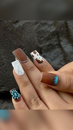 #nails #nailsdesign #weddingnails #nailsideas #quartznail # inspo nails # nails acrilic # short oval nails Turquoise Acrylic Nails, Aztec Nails, Boho Nails, Turquoise Nails