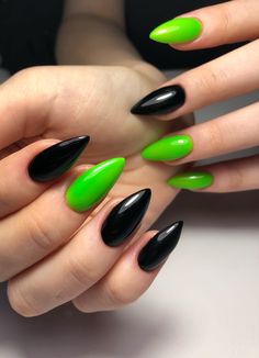 Easy Gothic Nail Designs, Witchy Nail Colors, Black And Green Goth Nails, Purple Black And Green Nails, Short Black Nails Ideas Halloween, Joker Nail Ideas, Black And Neon Nails Acrylic, Lime And Black Nails