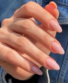 Almond Nail, Stick On Nails, Nail Art Hacks, Nude Nails, Nail Manicure