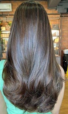 Black Wavy Hair, Long Shiny Hair, Layered Haircuts For Medium Hair, Haircuts For Wavy Hair