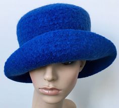 Royal Blue Felted Wool Cloche Hat with Deep Curled Brim, Winter Minimalist Wool Hat, Unique Felted Hat Stylish Winter Hats, Art Deco Hats, Bohemian Hats, Wool Cloche Hat, Felted Hat, Funky Hats, Flapper Hat, Steampunk Hat, Warm Winter Hats