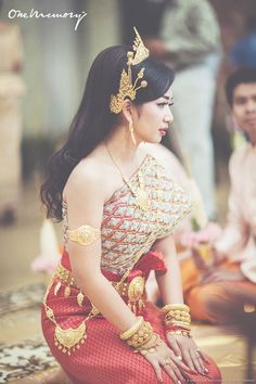 Traditional Lao Dress Traditional Laos Dress, Cambodian Wedding Hairstyles, Lao Dress Traditional, Traditional Cambodian Dress, Lao Traditional Dress, Traditional Lao Clothing, Cambodian Wedding Dress Traditional, Lao Traditional Outfit