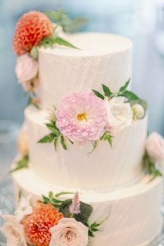 Wedding Cake with fresh, seasonal, local flowers.
Cake is white and has three tiers. Flowers around the cake. Vines around the base of the silver cake stand. Zinnia Wedding Bouquet, Pastel Autumn, Flowers Dahlias, Flower Farms, Carnegie Museum Of Art, Dahlias Garden, Kangaroo Paw