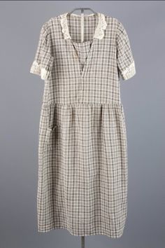 1920s era plaid cotton day dress from ebay 1920 Day Dress, 40s Photos, Frock Cotton, 1920's Dresses, 1920s Day Dress, Historic Dresses, 1930 Dress, Radium Girls, Working Dresses