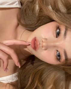 false lashes fake lashes false eyelashes fake eyelashes asian korean eye makeup ulzzang cateye cat eye fox eye siren eye Fox Makeup, Asian Makeup Looks, Soft Makeup Looks, Cute Makeup Looks, Asian Eye Makeup, Makeup Pictures