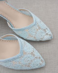 Classic and elegant almond toe heels in crochet lace. Elegance and classic inspired wear for your special day.DETAILS:HEELS: 2.75 inchesCOLORS AVAILABLE: Ivory, White and Light BlueUPPER: Synthetic upper and liningMATERIALS: Manmade outsoleORIGIN: ImportedSTYLE NAME: ABBY