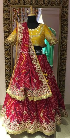 Chundri Lehenga, Red Bandhani Lehenga, Bandhani Lehenga, Raw Silk Blouse, Rajasthani Dress, Rajputi Dress, Latest Bridal Lehenga, Wedding Lehenga Designs, Lehenga Designs Simple