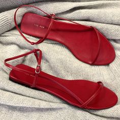 Pretty Sandals, Shoes Heels Classy, Red Sandals, Girly Shoes, Aesthetic Shoes, Fashion Sandals, Footwear Design Women, Pretty Shoes, Dream Shoes