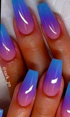 Purple And Pink Nails, Ombre Nail Colors, Faded Nails, Purple Ombre Nails, Blue Ombre Nails, Nails Flowers, Ombre Nail Art Designs, Spring House, Purple Nail Art