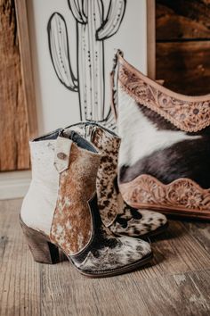 Cute Cowgirl Boots, Western Shoes, Western Style Outfits, Estilo Country, Boot Style, Country Outfits, Shoe Obsession, Wearing Clothes, Western Outfits