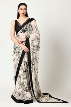 Varun Bahl, Floral Sarees, Girly Style Outfits, Floral Print Sarees, Traditional Indian Dress, Crazy Outfits, Designer Jumpsuits, Elegant Saree, Blouse Designs Latest