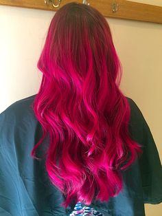 Hot Pink Balayage, Magenta Pink Hair, Berry Pink Hair, Vibrant Pink Hair, Bright Pink Hair, Hair Dye Tips, Magenta Hair, Hot Pink Hair