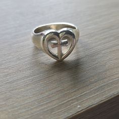 Size 6 In Good Condition Heart Shaped Metal Rings For Valentine's Day, Valentine's Day Heart Ring In Sterling Silver, Vintage Sterling Silver Heart Ring For Valentine's Day, Heart-shaped Metal Ring For Valentine's Day, Sterling Silver Heart-shaped Open Ring For Valentine's Day, James Avery, Cross Ring, Ring Color, Eternal Love