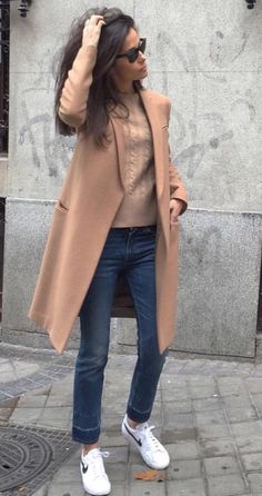 Ținute Business Casual, Looks Adidas, Populaire Outfits, Outfit Trends, Camel Coat