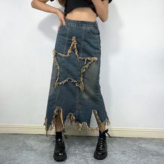 F00154932-108 Epic Outfits, Denim Upcycle, Jean Ideas, Galaxy Makeup, Long Skirt Fashion, Asymmetric Skirt, Long Denim Skirt, Denim Skirt Women, Retro Blue