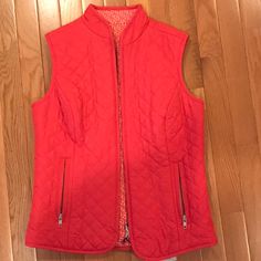 Vineyard Vines Quilted Reversible Vest Red Stretch Outerwear For Spring, Casual Red Stretch Outerwear, Fleece Vest Women, Fleece Quilt, Pink Vest, Plaid Vest, Grey Vest, Reversible Vest, Red Fleece