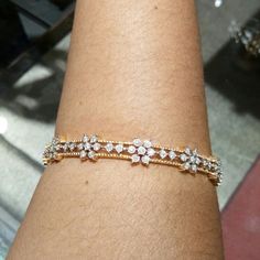 Daimond Bangel Design, White Stone Bangles Gold, Diamond Bangle Design, Gold Jewelry Prom, Stone Bangles, Black Beads Mangalsutra Design, Diamond Bangles, Diamond Bracelet Design