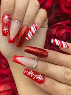 Cute  red-orange Christmas acrylic nails set! Christmas Nails 2019, White Christmas Nails, December Nails, Red Christmas Nails, Holiday Nail Designs, Cute Christmas Nails, Winter Nails Acrylic, Christmas Gel Nails