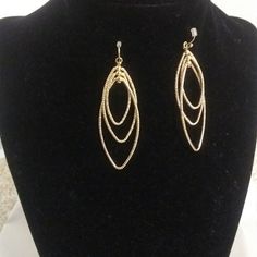 Trio Twist Earrings In Goldtone. Metal Teardrop Earrings For Evening, Gold Teardrop Costume Earrings, Evening Dangle Hoop Earrings With Ear Wire, Twist Earrings, Avon Jewelry, Pierced Earrings, Earrings Color, Long Earrings, Earings Piercings