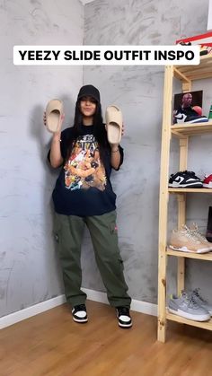 Outfit Ideas Yeezy, Slides Outfit Women, Drippy Fits, Cool Outfit Ideas