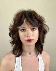 Shag Haircuts With Bangs, Medium Shag, Medium Shag Haircuts, Choppy Bangs, Shaggy Short Hair, Bangs For Women, Shaggy Haircuts, Shag Haircuts, Short Hair Lengths