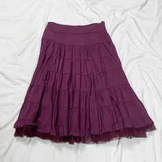 Vintage 2000s low rise skirt in purple. In good vintage condition. Note: I try to match colors as much as possible to pictures but there is a possibility it won't be an exact match. Unless the color is completely incorrect I am unable to offer refunds for this reason. Size: labeled "t5" fits like a large/extra large Brand is attentif Measurements (taken on garment laid flat): Waist: 35" Hips: 58" Length: 33.5" Fabric: not labeled Purple Stretch Tiered Skirt, 2000s Low Rise, Fall Shopping List, Low Waist Skirt, Low Rise Skirt, Match Colors, Style Goals, Dream Style, Vintage 2000s