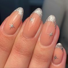 Sparkly Silver Nails, Silver Nail Designs, Glitter Accent Nails, Silver Glitter Nails, Formal Nails, Silver Nail, Smink Inspiration, Striped Nails, Nail Designs Glitter