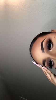 Microdermal Piercing Face, Ig Baddie Makeup, Piercing Face, Microdermal Piercing, Ig Baddie, Brows Makeup, Maquillage On Fleek, Makeup Eye Looks, High End Makeup