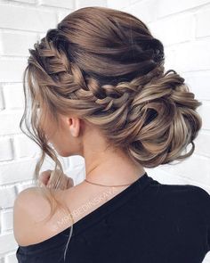 Elegant Wedding Updo Hairstyles - Chic Hairstyles for Brides Antique Wedding Hairstyles, Wedding Updo With Braid And Curls, Homecoming Hairstyles Low Bun, Prom Hairstyles Halter Dress, Cute Maid Of Honor Hairstyles, Jewelry For Special Occasions, Bridesmaid Hair Low Bun Braid, Prom Hairstyles Updos Buns, Mother Of The Bride Braided Hairstyles