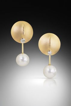 Gold, Pearl & Stone Earrings - Organic 14k gold disks display repousse detailing and a sparkling diamond, with the option to suspend a sizeable pearl on a gold stem. Post backs. Professional Gifts, Gold Disc, Gold Pearl Earrings, Pearl Diamond, Sparkle Diamonds, Stone Earrings, Gold Earrings