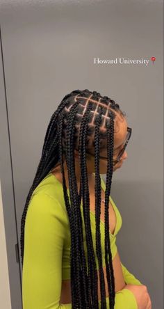 Hairstyle Bangs, Woman Photos, Braids Styling, Peekaboo Hair, Twists Braids, Big Box Braids, Big Box Braids Hairstyles, Braids Hairstyles For Black Women, Box Braids Hairstyles For Black Women