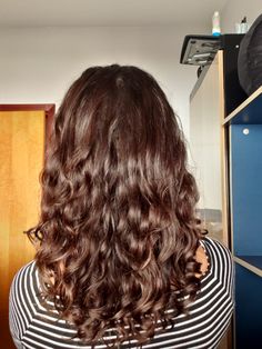 Noodle Hair, Haircut Inspo, Fabulous Hair, Curly Hair Cuts, Pretty Hair, Dream Hair, Hair Highlights, Pretty Hairstyles