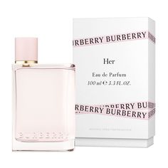 Burberry Brit Perfume Woman, Perfume Burberry, Burberry Her, Designer Perfumes, Perfume Versace, Burberry Fragrance, Burberry Perfume, Makeup Tricks, Fragrance Set