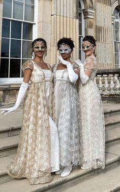 Regency Masquerade Ball, Bridgestone Outfit, Bridgerton Masquerade Ball, Bridgeton Prom Dresses, Brigington Dress, Bridgestone Inspired Dresses, Bridgeton Aesthetic Outfits, Brigerton Outfit Inspired Halloween, Bridgeton Aesthetic Dresses