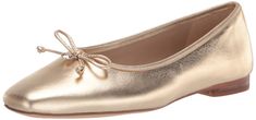 PRICES MAY VARY. Sam Edelman Meadow Ballet Flat The Meadow ballet flats take this classic silhouette a step further with a subtle bow and unique color options. Soft and stylish cozy shearing upper. Comfortable design details and chic styling. For a timeless look that never gets old. A classic silhouette that fits seamlessly into any wardrobe. Old A, Comfortable Design, Classic Silhouette, Ballet Flat, Unique Colors, Sam Edelman, Ballet Flats, Design Details, Color Options