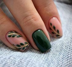 November Nail Designs, Dark Green Nails, November Nails, Fall Gel Nails, Shellac Nails, Autumn Nails, Classy Nails, Floral Nails, Fall Nail Designs